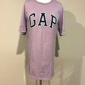 GAP Men’s Graphic Logo Short Sleeve Tshirt
